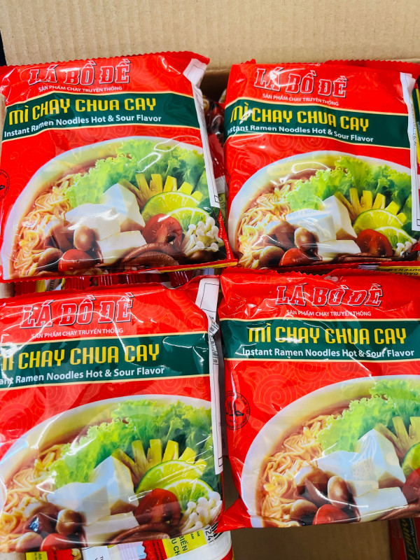 Mì chay chua cay lá bồ đề 1 thùng 21$