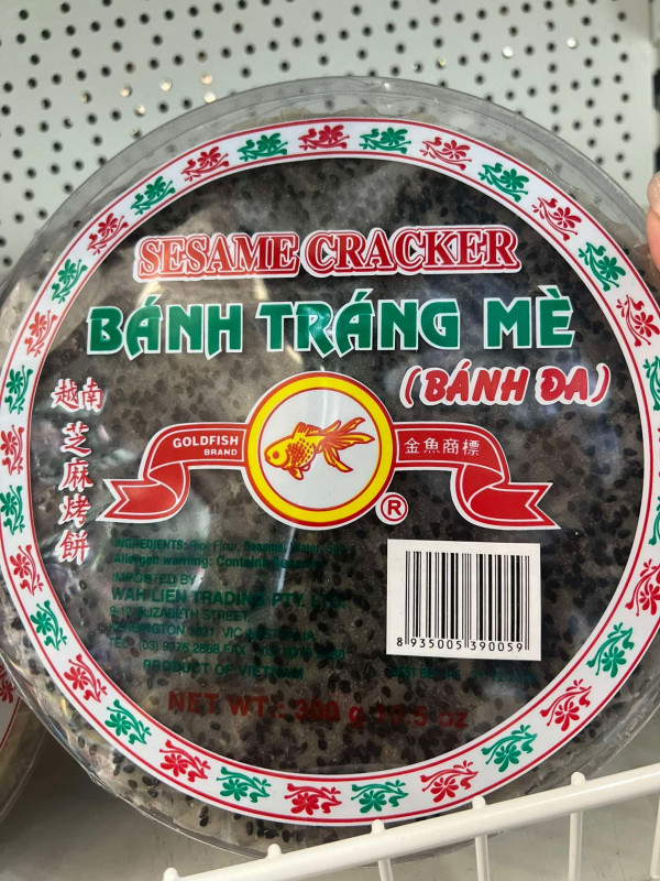 Bánh tráng (đa )mè đen: 4.5$