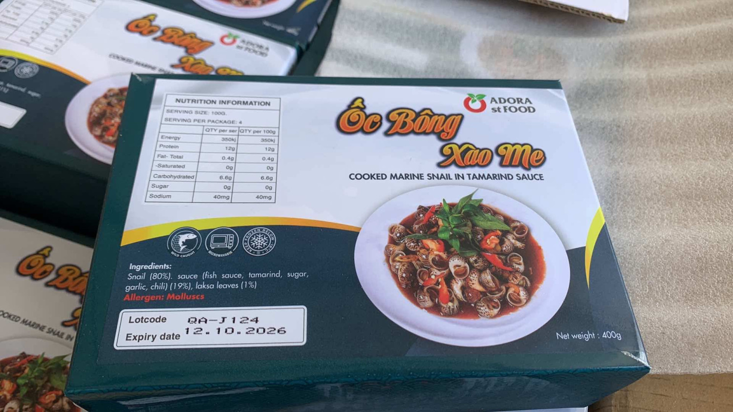 Bánh tét trà khuôn